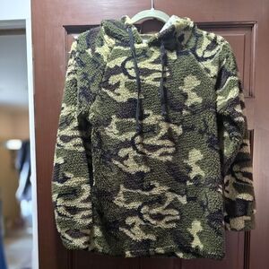 Soft camo Sherpa hoodie
